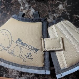Comfy Cone Pet Recovery Collar